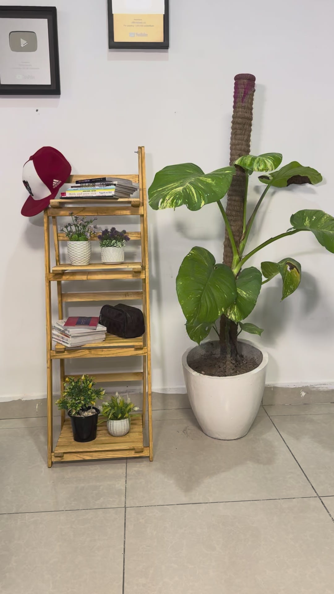 Flower Stand/book shelf 4 Step