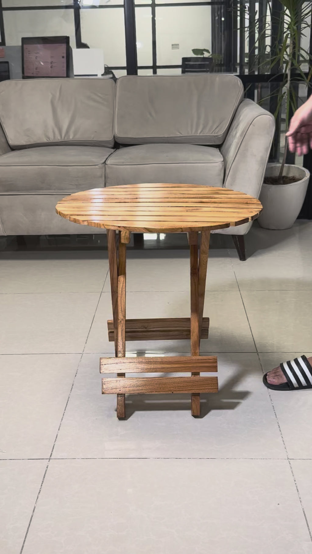 Wooden folding basket table Round