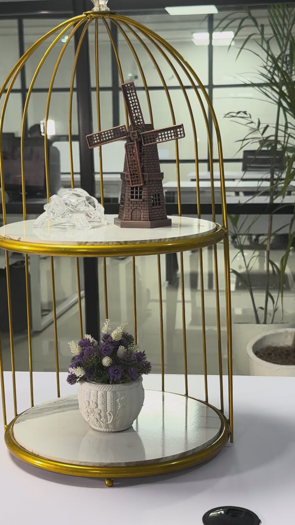 Golden Cage corner Stand